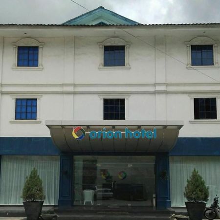Orion Hotel Batam Exterior photo