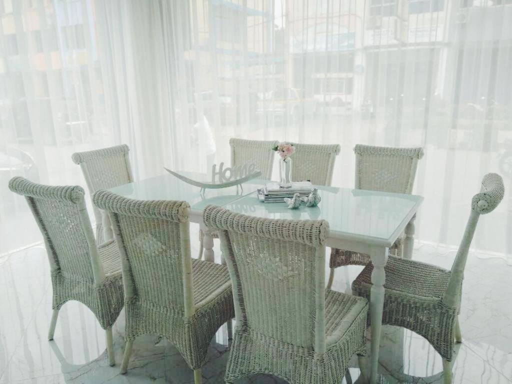 Orion Hotel Batam Exterior photo